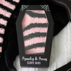 Black/pink Pörrösukat arkku lahjapakkauksessa
