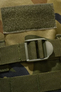 Brandit Tactical vest -liivi, woodland