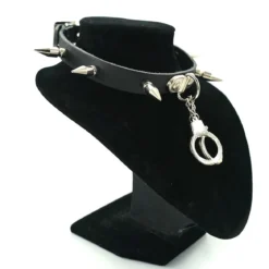 Bullet 69 1row medium spike and handcuff - Choker